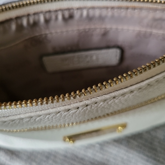 Michael Kors Wristlet - Picture 3 of 4